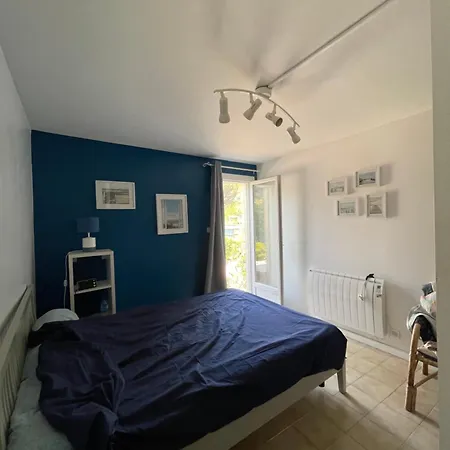 Maison Au Val D'or * سيكس-فور-لو-بلاج